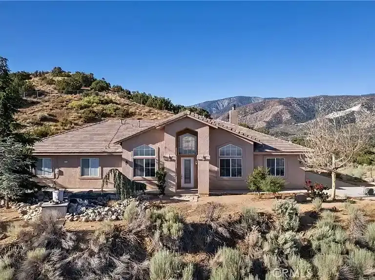 Pinon Hills, California