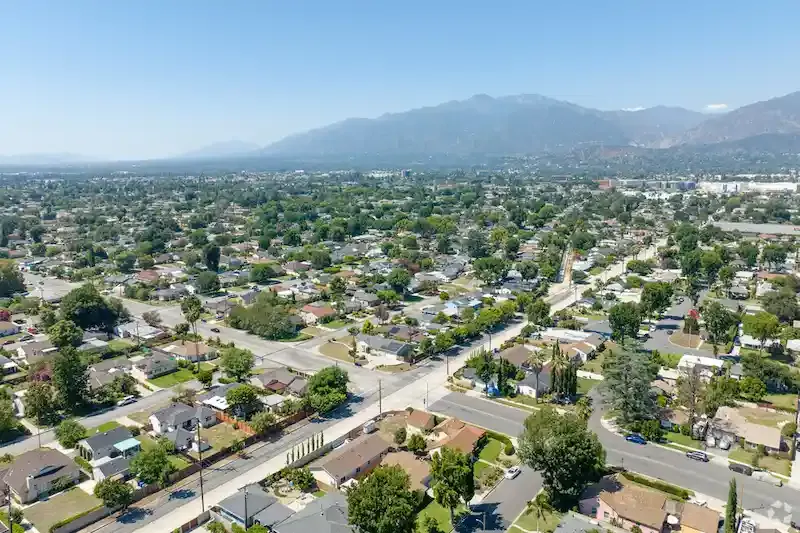 Mayflower Village, California