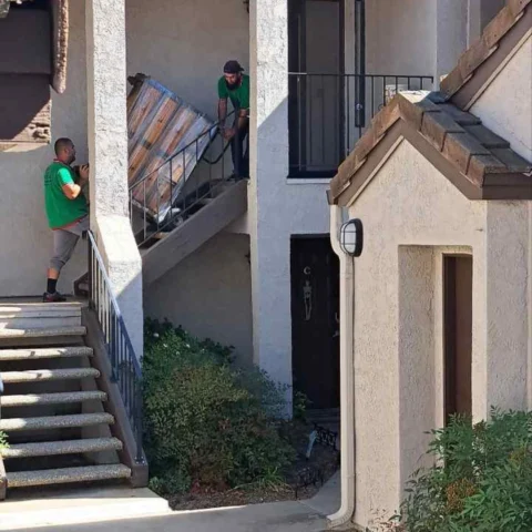 Saving Moving Co. job photo 72