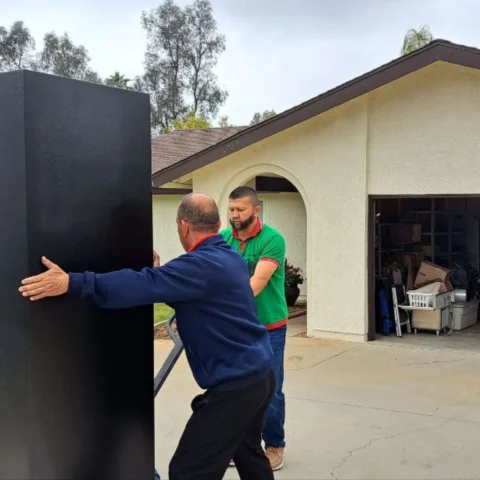Saving Moving Co. job photo 52