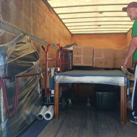 Saving Moving Co. job photo 60